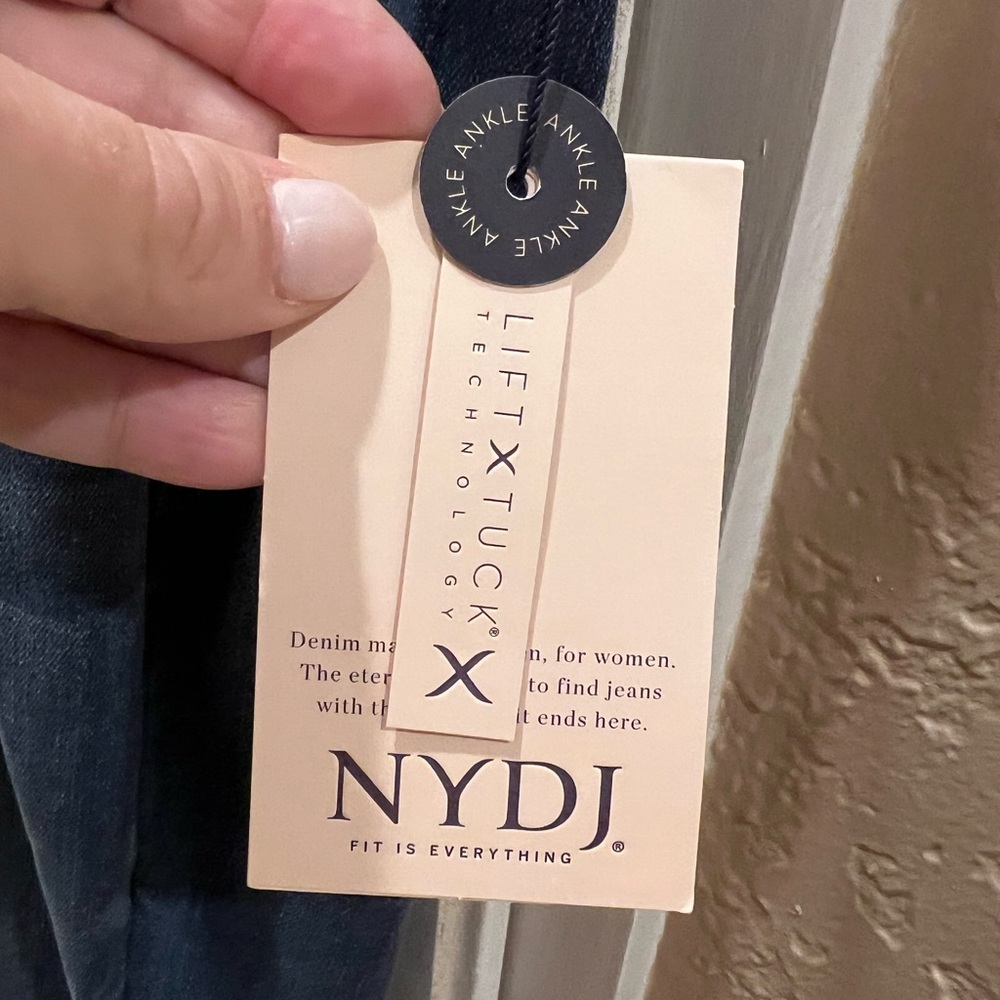 NYDJ 24W new with tags! Sheri Slim Ankle Jeans